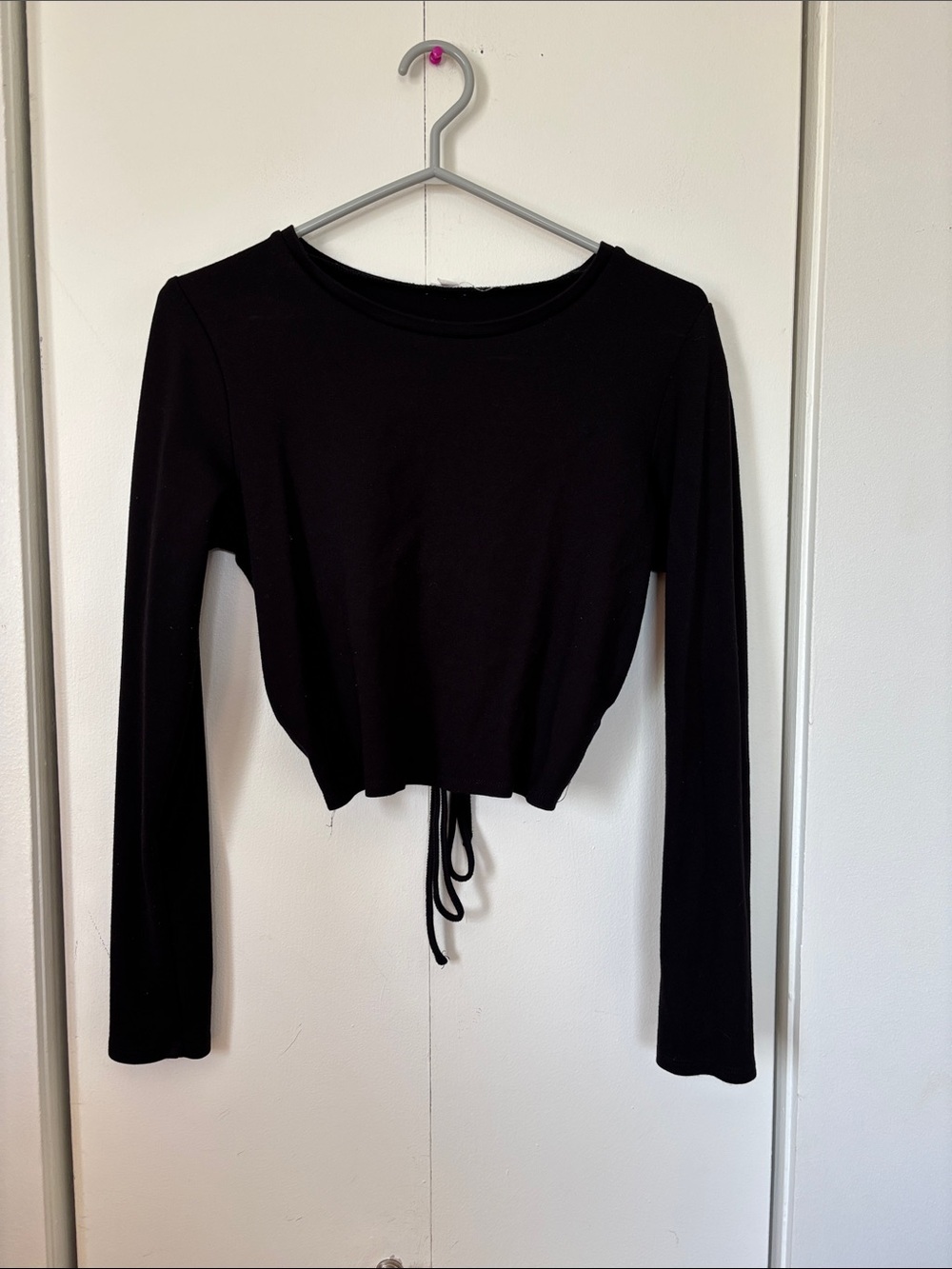 🎉4/30$🎉Garage Black Long-Sleeve Cropped Drawstring Top